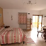 B.&.b 44 Bed & Breakfast 3*