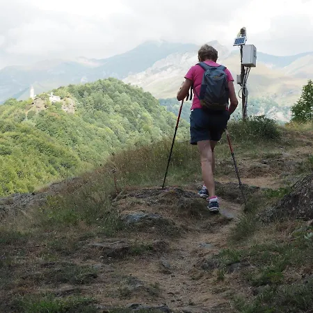 B.&.b 44 Bed & Breakfast